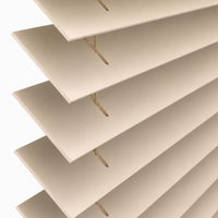 myluks-holzjalousie-beige-nahaufnahme